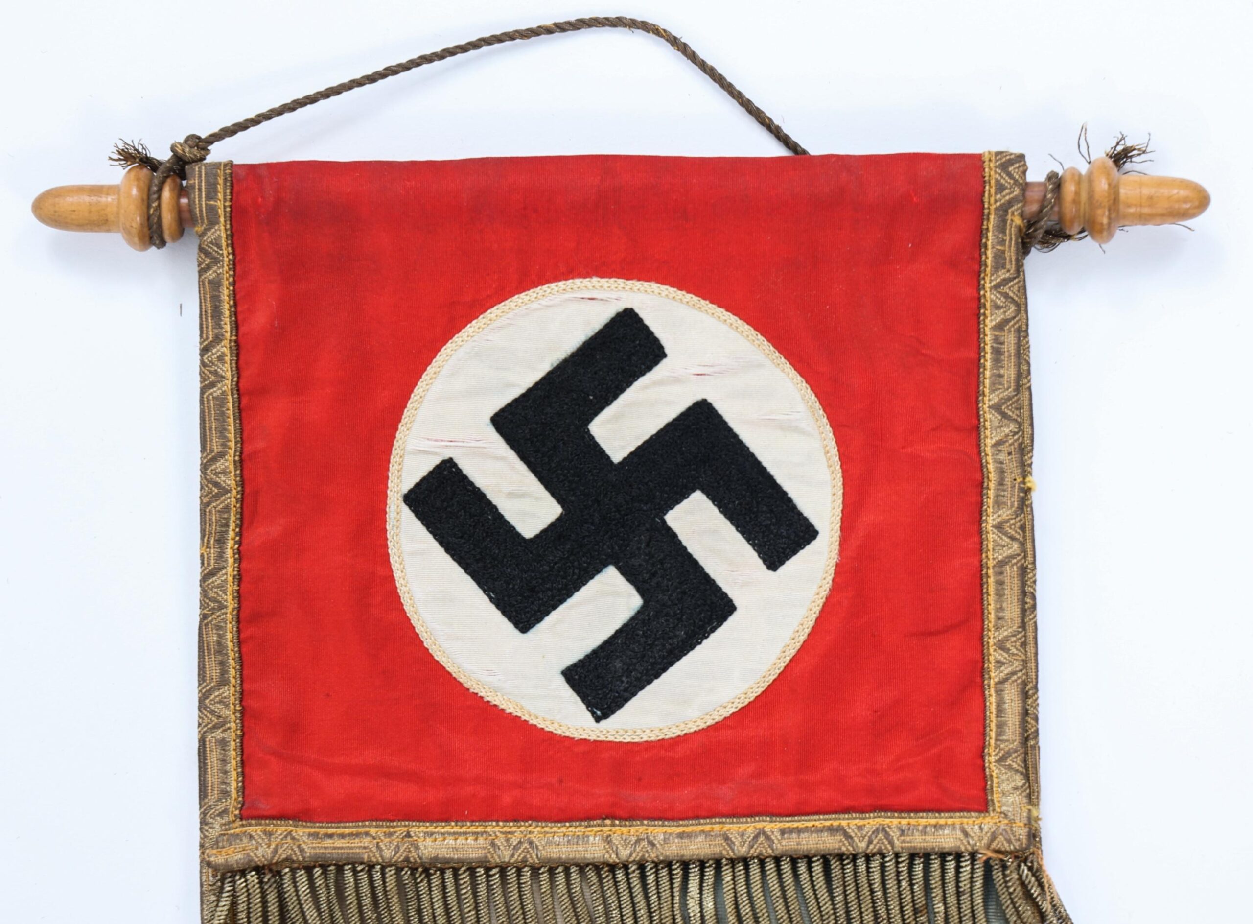 WWII AND IMPERIAL GERMAN 60 YEARS ANNIVERSARY MILITARY ORGNIZATION BANNER - Image 3