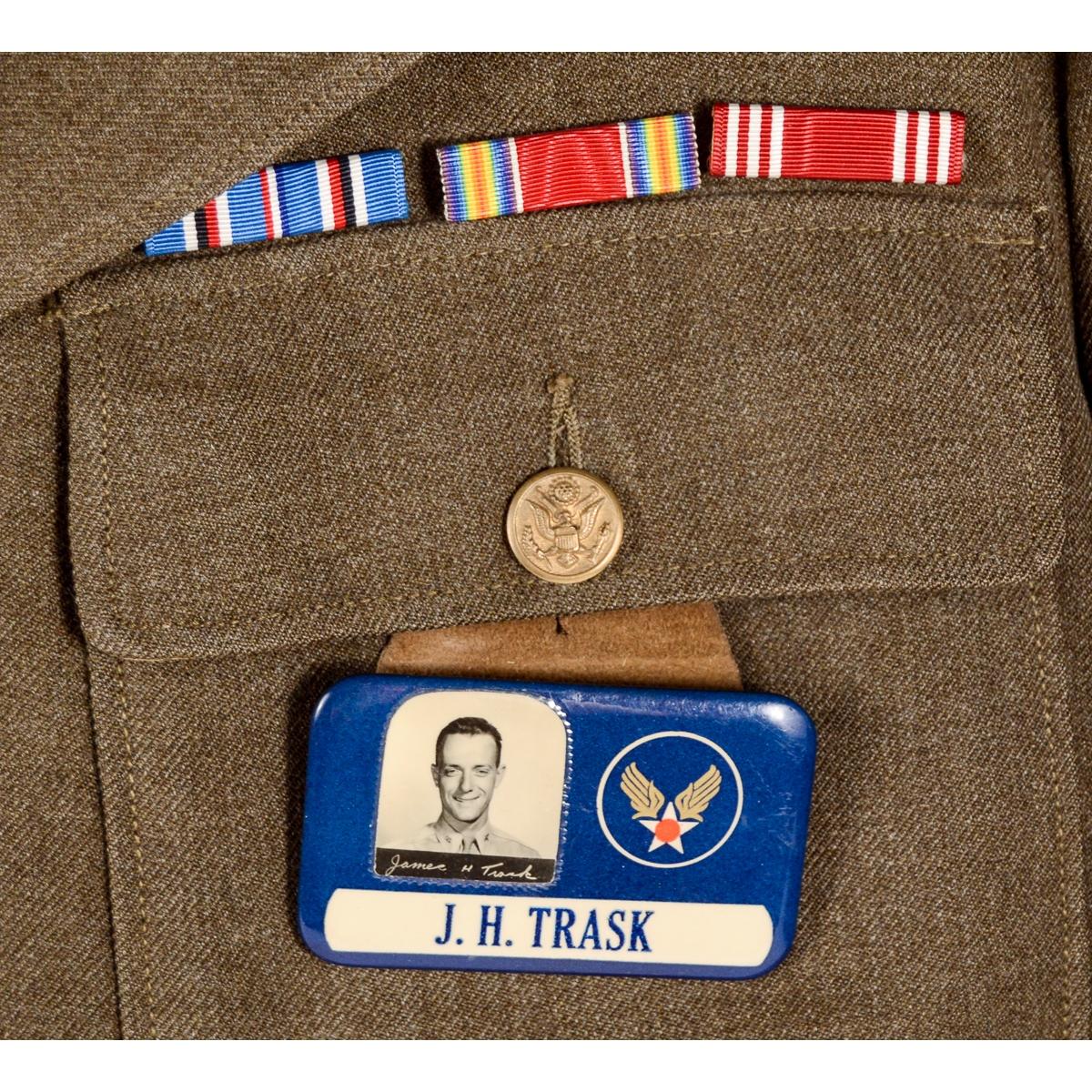 WWII United States Army Air Force USAAF Ike Jacket w Bullion Patch and ID Badge - Image 2