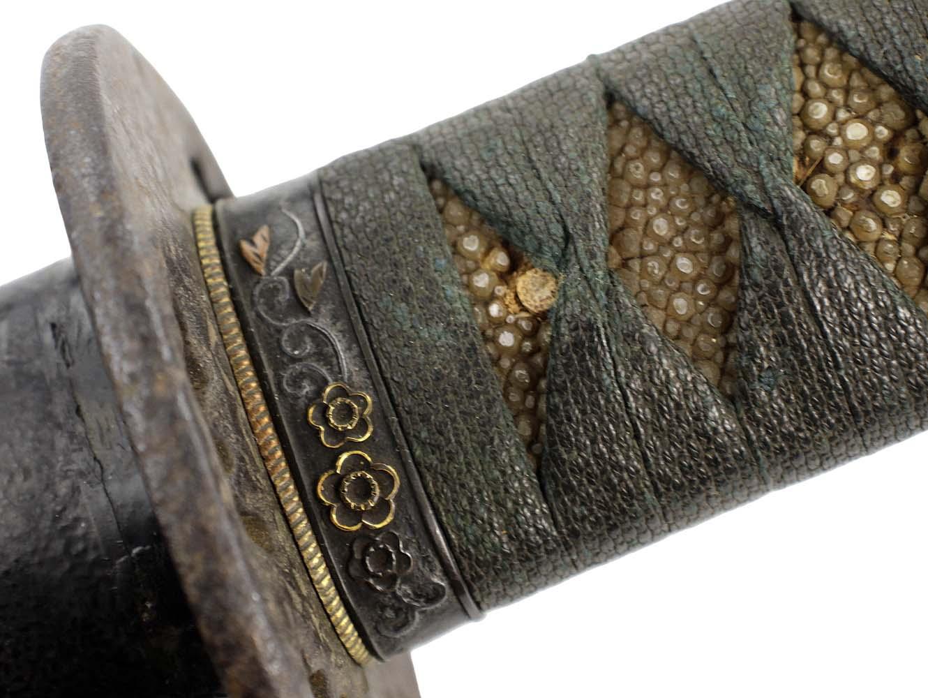 Antique 14th-15th Century Japanese Katana Uchigatana - Koto Era Sword in Marked Original Tsuba - Image 6